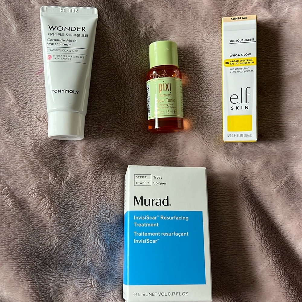 NWT 4 piece skin minis